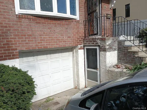 1305 133rd PL, College Point, NY 11356