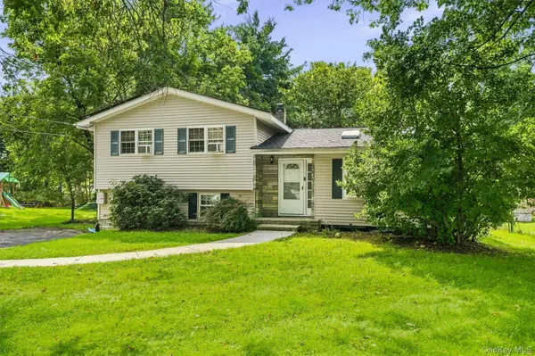 115 E Main ST, Washingtonville, NY 10992