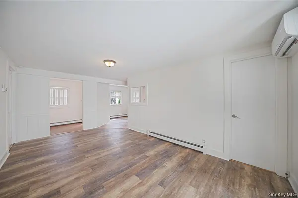 32 Dewey ST, Port Jefferson, NY 11776