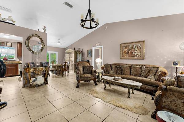 620 BURKE RD, Venice, FL 34293