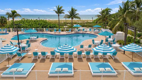 12000 GULF BLVD #206W-205W, Treasure Island, FL 33706