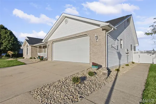 3507 Castelli DR, Alton, IL 62002