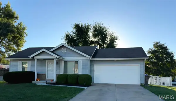 11 Mallard Pointe DR, O'fallon, MO 63368