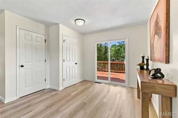 1704 Lewis LN, Barnhart, MO 63012