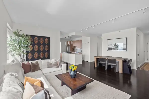 545 N Dearborn ST #3301, Chicago, IL 60654