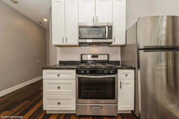 2734 W 18th ST #2R, Chicago, IL 60608