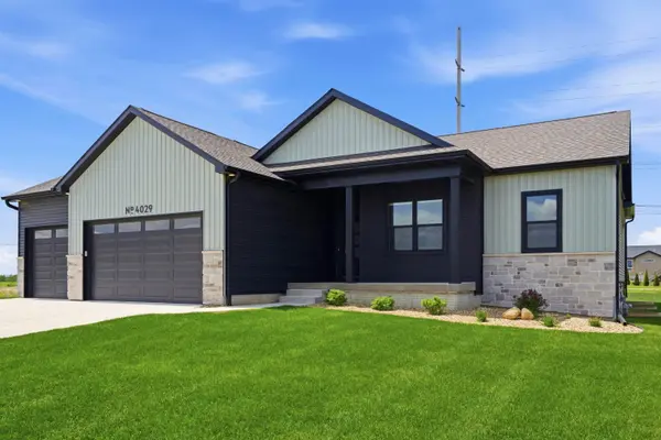 4029 Broomfield DR, Cedar Falls, IA 50613