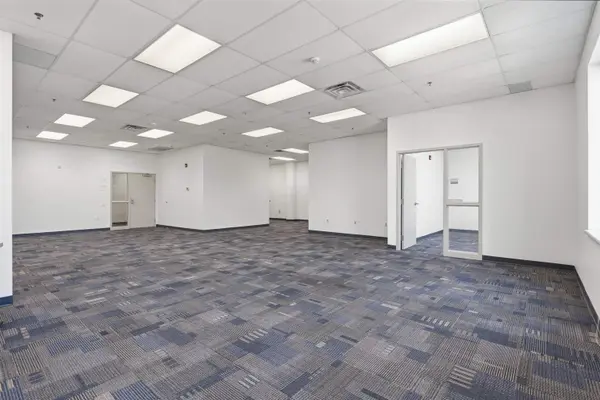 7009 Nordic DR #Suite 105, Cedar Falls, IA 50613