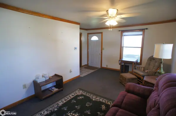 348 Oak ST, Kamrar, IA 50132