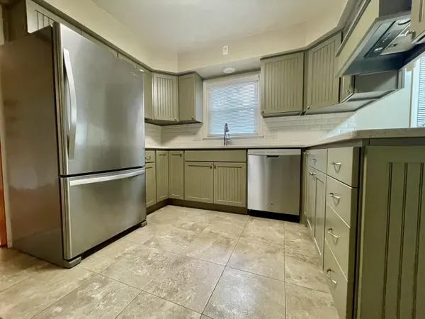 2505 Dorset DR, Valparaiso, IN 46383