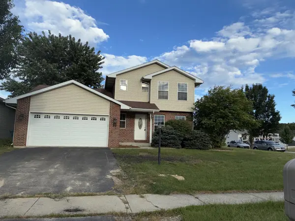 12421 Tippecanoe PL, Crown Point, IN 46307