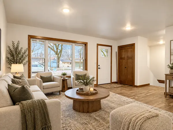 122 2nd ST E, Tracy, MN 56175