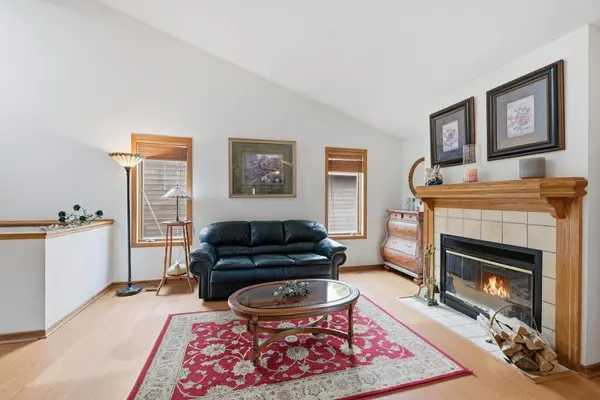 5361 Emerald Way, Apple Valley, MN 55124