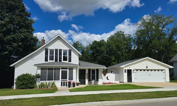 300 Kirkwood ST E, Lanesboro, MN 55949