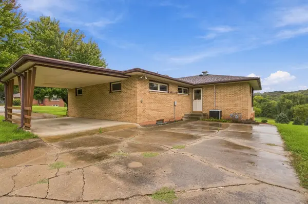 824 Brown ST, Jackson, MN 56143