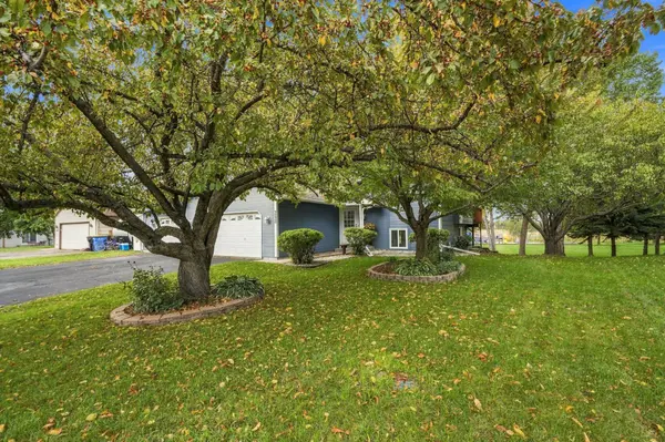 208 Heights RD NW, Saint Michael, MN 55376