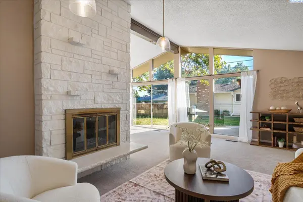 120 W 31st Ave, Kennewick, WA 99337