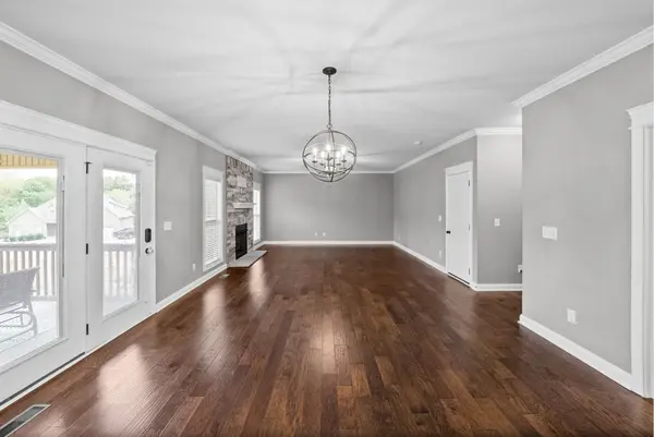 101 Brumfield Ct, Clarksville, TN 37043