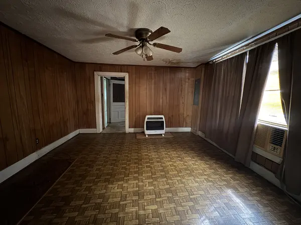 1831 S Main St, Columbia, TN 38401