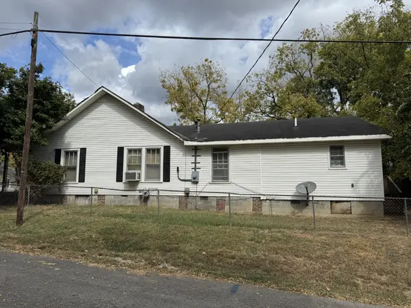 1831 S Main St, Columbia, TN 38401