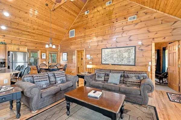 3248 Grouse Ridge Rd, Sevierville, TN 37862
