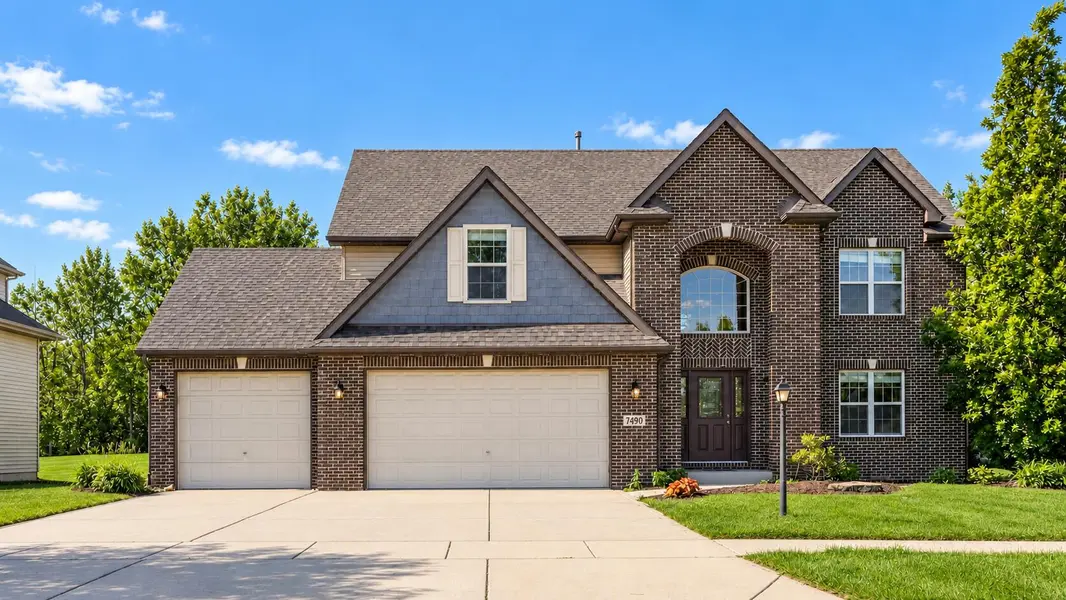 7490 E 103rd AVE, Crown Point, IN 46307