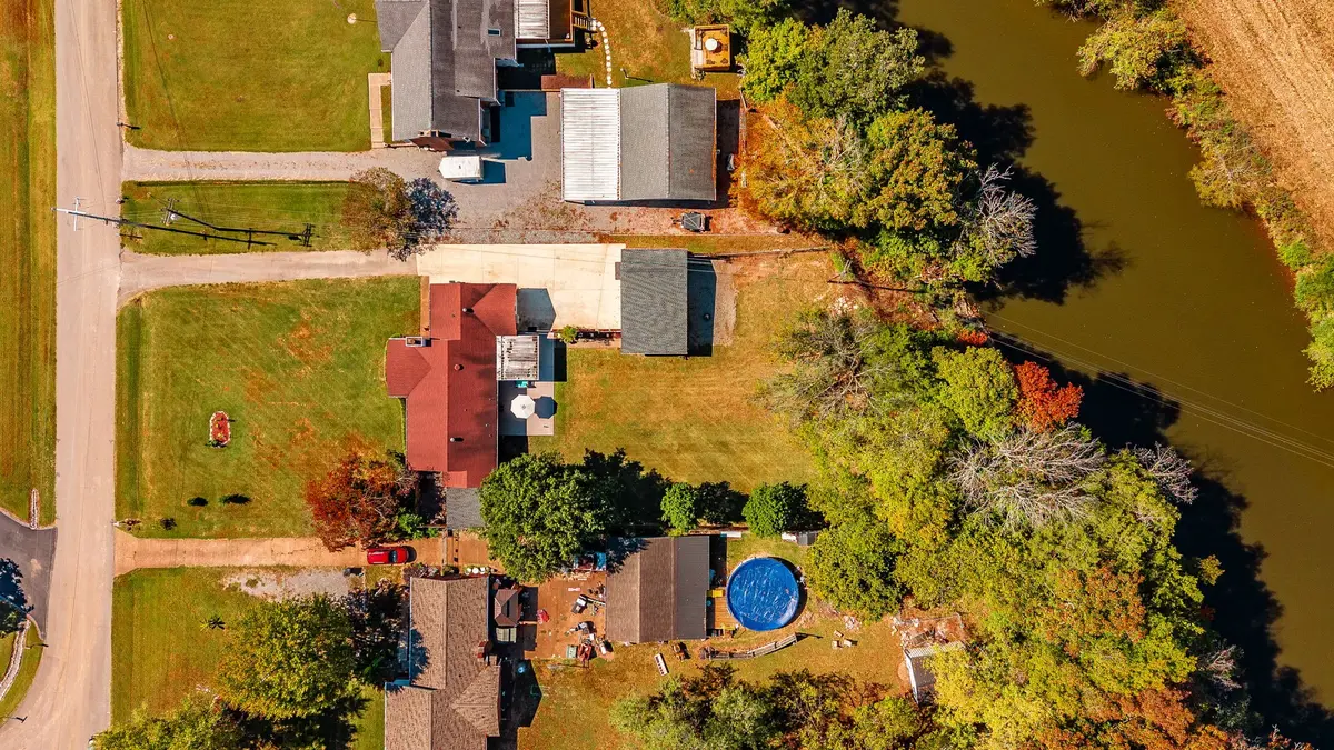 1044 Cragfront Est Loop, Gallatin, TN 37066