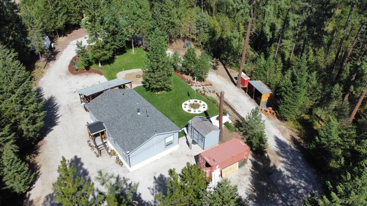 3301 Viewridge Ln, Valley, WA 99181