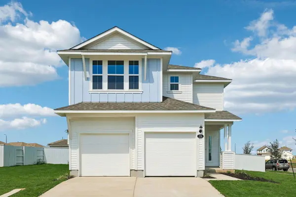 128 Honeybee LN, Elgin, TX 78621