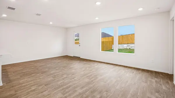 311 Palestine TRL, Kyle, TX 78640