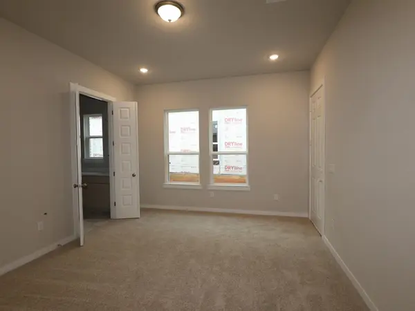 913 Purmela ST, Leander, TX 78641