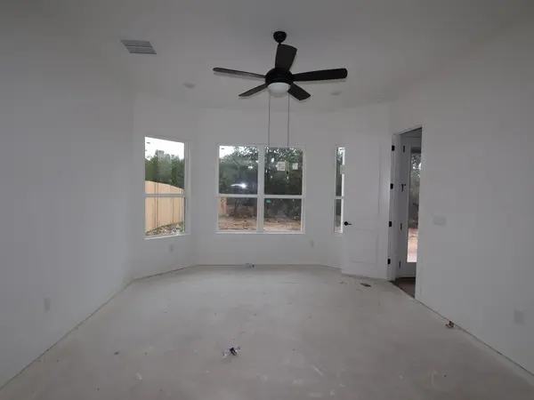 4017 Waxahachie RD, Leander, TX 78641