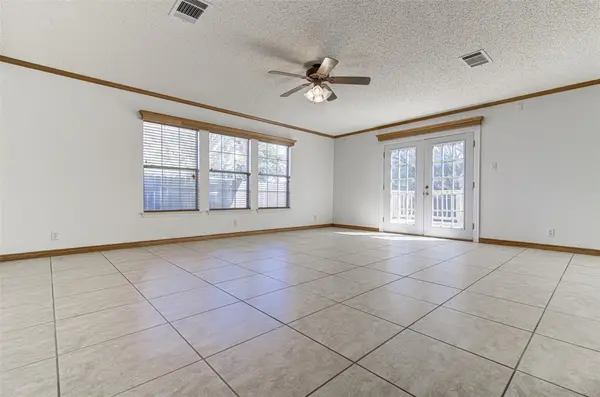 130 Wild Buffalo DR, Kyle, TX 78640