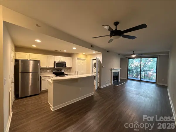718 W Trade ST #409, Charlotte, NC 28202