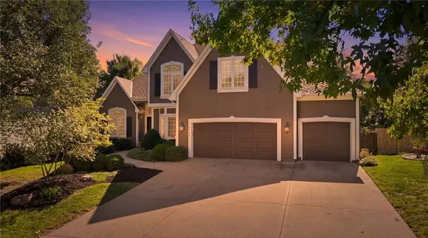 14175 W 141st TER, Olathe, KS 66062