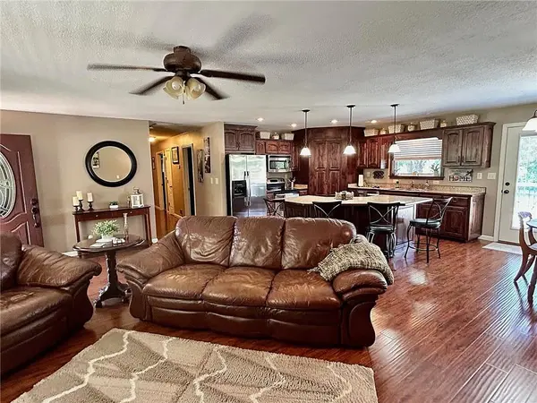 111 Woodcliffe DR, Oswego, KS 67356