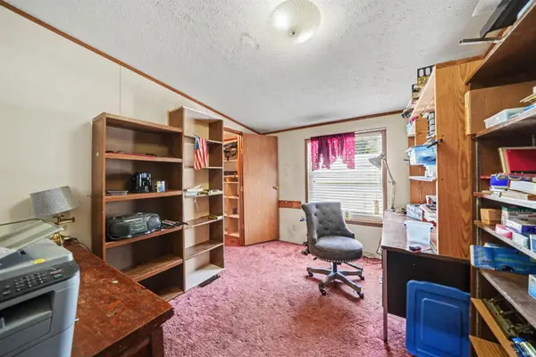 51174 County Road 15 ***, Elkhart, IN 46514-8573