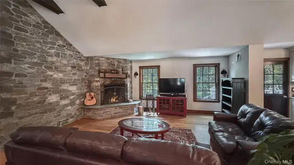 23 Perk And Sons CT, Cold Spring, NY 10516
