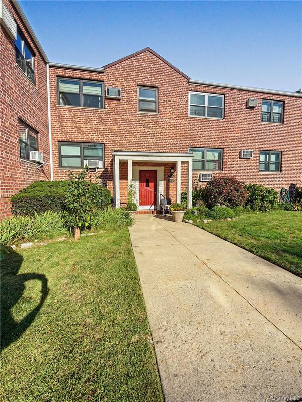 155-29 81st Street #032 (1), Howard Beach, NY 11414
