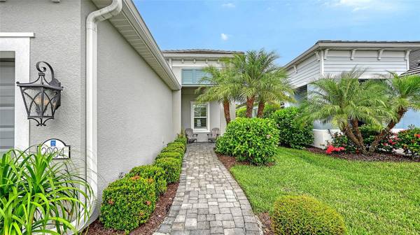 2984 SKY BLUE CV, Bradenton, FL 34211