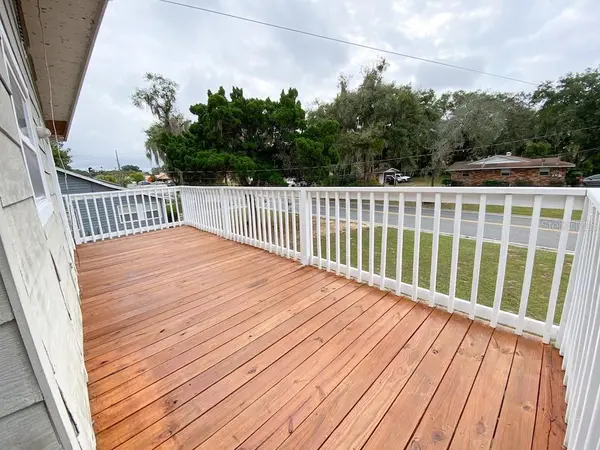 107 W STEVENS AVE, Eustis, FL 32726