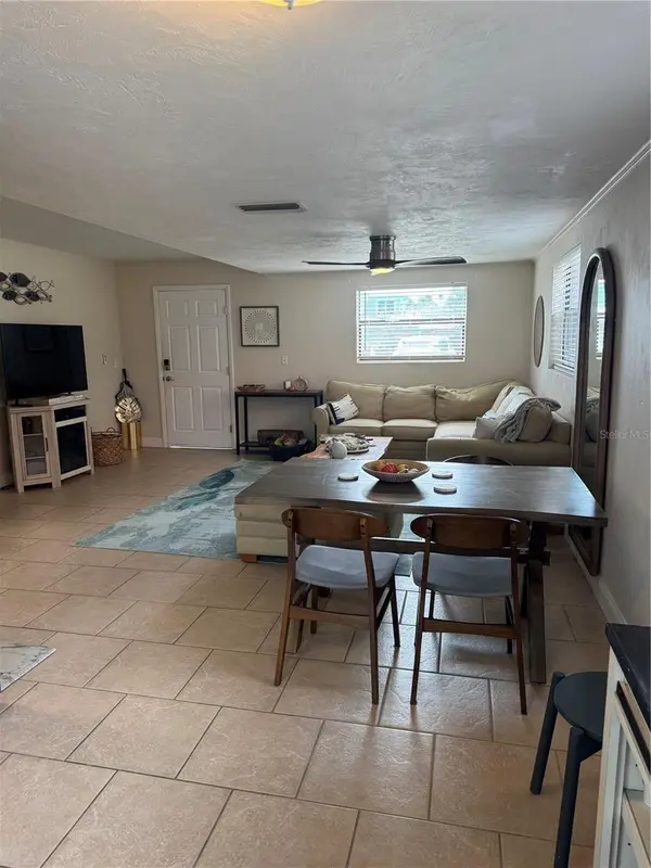834 E 25TH AVE, New Smyrna Beach, FL 32169
