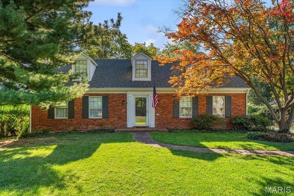 140 Orchard DR, Belleville, IL 62221