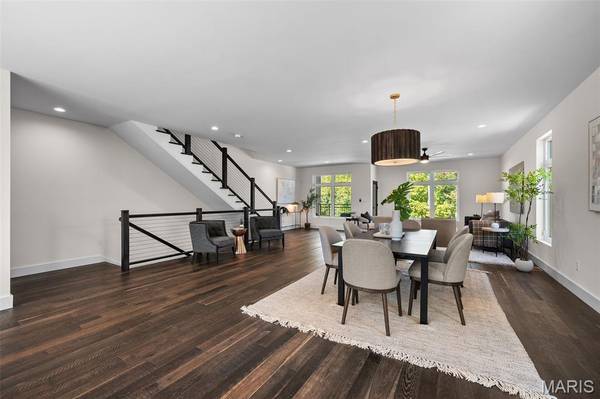 4302 Arsenal ST, St Louis, MO 63116