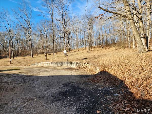 138 Mulberry ST, Greenville, MO 63944