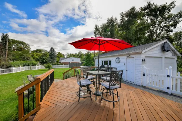 701 N Kenilworth AVE, Glen Ellyn, IL 60137