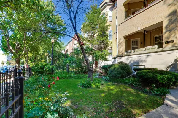 4601 N MALDEN ST #3, Chicago, IL 60640