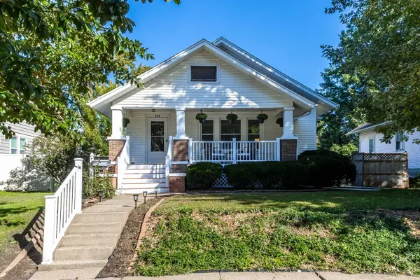 334 W Garfield ST, Davenport, IA 52803