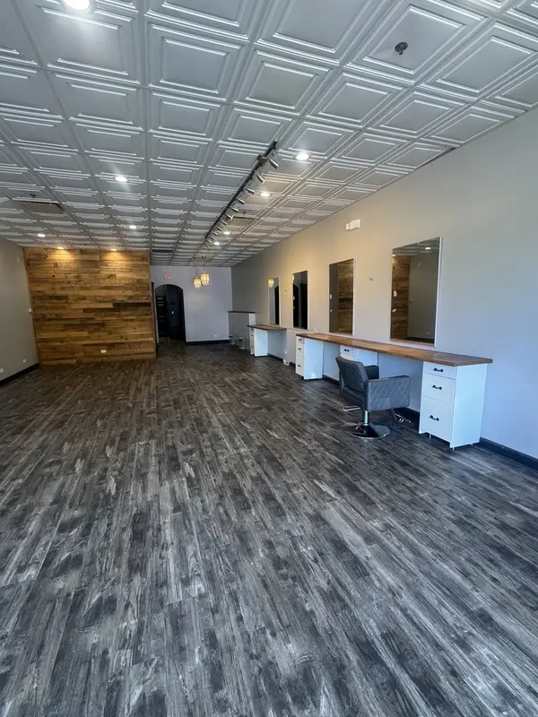 791 S Midlothian RD, Mundelein, IL 60060