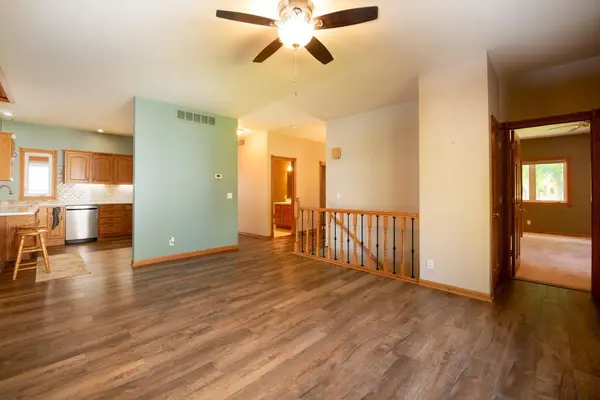 1524 Squirrels Nest RD, Kasota, MN 56050
